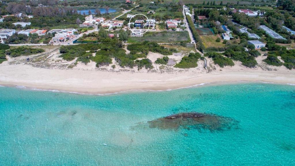 Villa Spiaggia Degli Angeli 切萨雷奥港 外观 照片